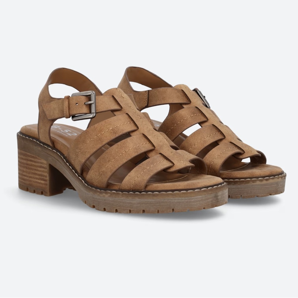 B-52‎ BY BULLBOXER
Allison Heel